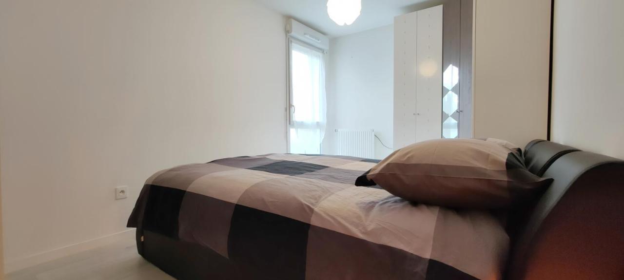 Apartmán Chic Apart With Parking Near Paris Épinay-sur-Seine Exteriér fotografie